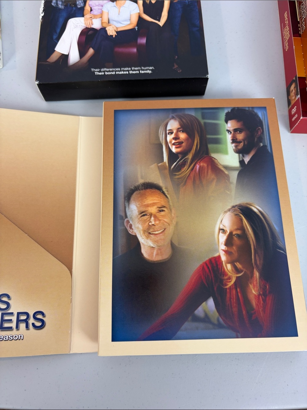 Brothers & Sisters Complete Series Seasons 1-5 DVD Lot ABC Sally Field - Picture 6 of 10